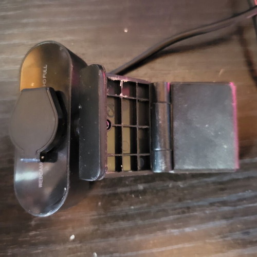 Webcam FullHD with privacy cover used