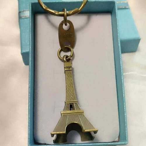 Eiffel Tower Keychain new, gold and brown