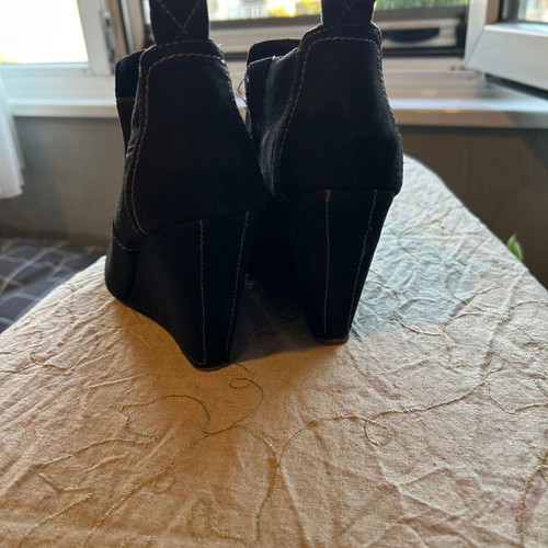 Bershka women's black suede platform boots size 35