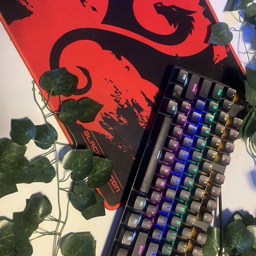 Keyboard and mousepad set