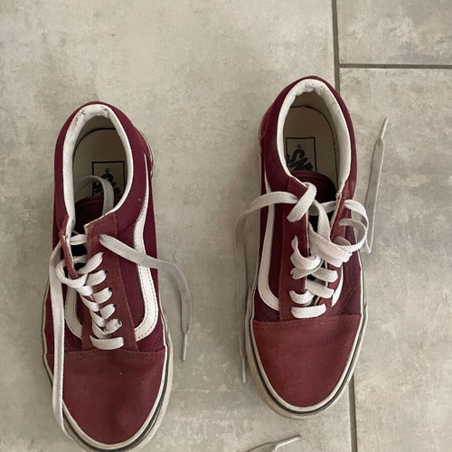 Vans athletic shoes like new, burgundy with white stripe, size 37