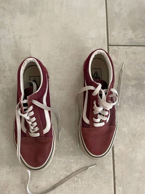 Vans athletic shoes like new, burgundy with white stripe, size 37