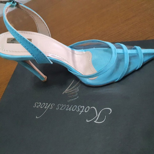 Kotsonas turquoise pumps like new, size 37