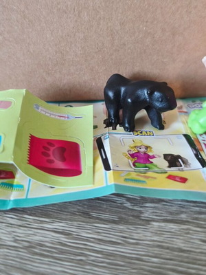 Kinder Surprise VQ018 new