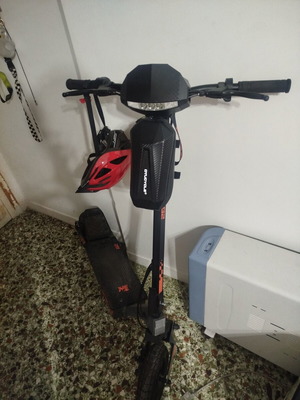 Kukirin G2 2025 electric scooter like new