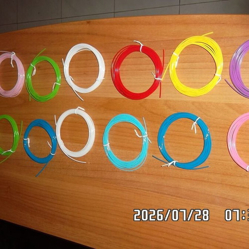 3D Pen like new with 46 colorful refills set