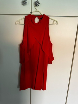 Zara short dress red like new, size L