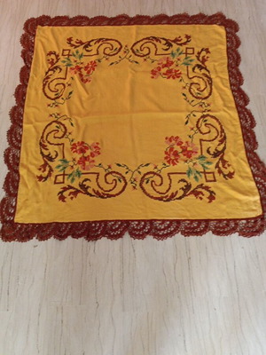 Handmade tablecloth with embroidery and knitted lace, like new