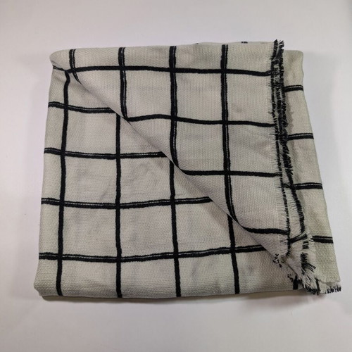 Scarf used 140x140cm black and white