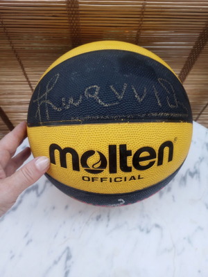 Molten Official FIBA basketball with Giannis Ioannidis autograph