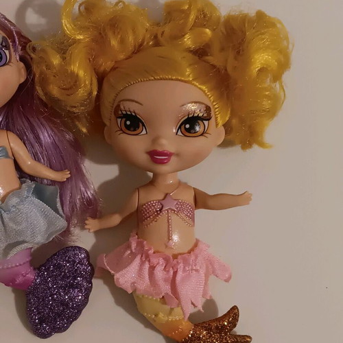 Barbie Fairytopia Mermaidia dolls like new