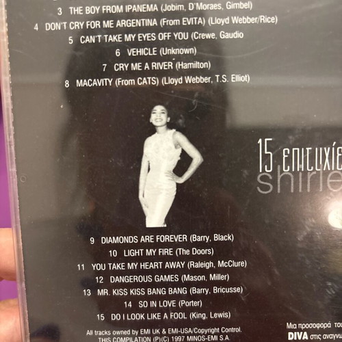 Shirley Bassey CD like new, blues
