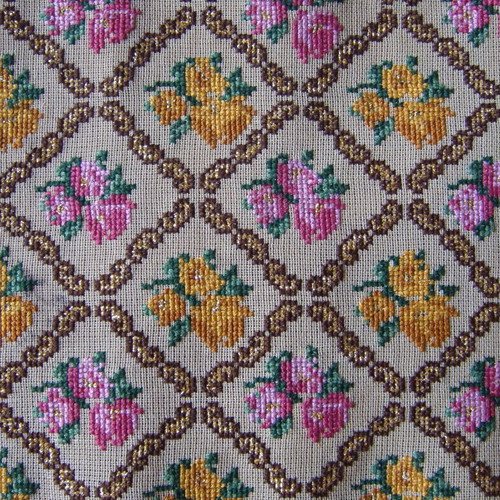 Vintage Handmade Embroidered Table Runner Agros like new