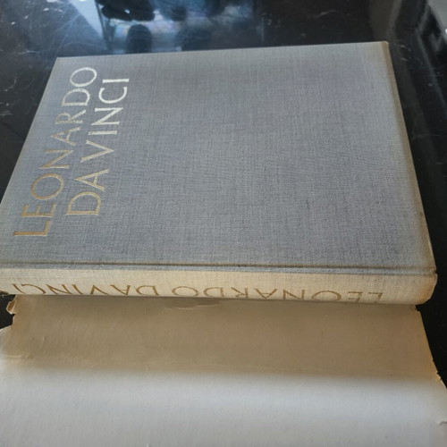 Leonardo Da Vinci 1956 art book used, English