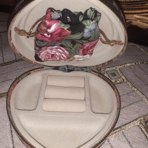 Jewelry box new small floral with pouch, 11x13 cm