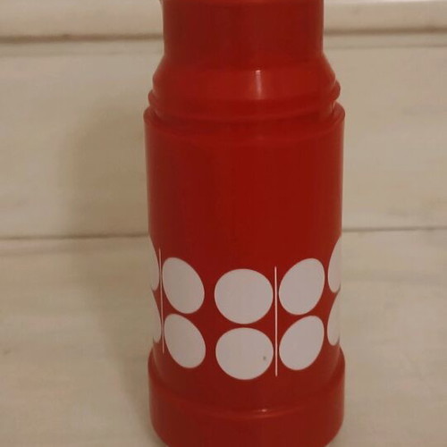 Thermos bottle like new with color