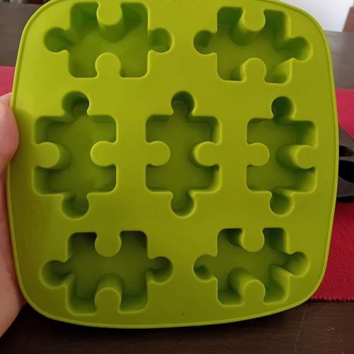 Silicone Ice Cube Trays pack of 2, green and black, like new, IKEA