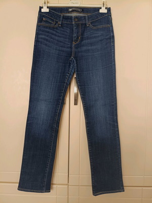 Levi's women's jeans like new, blue, straight fit