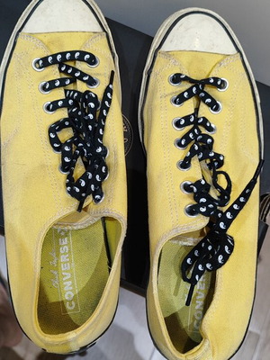 Converse sneakers size 44 used, yellow with yin & yang laces