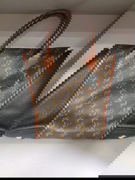 Τσάντα Louis vuitton