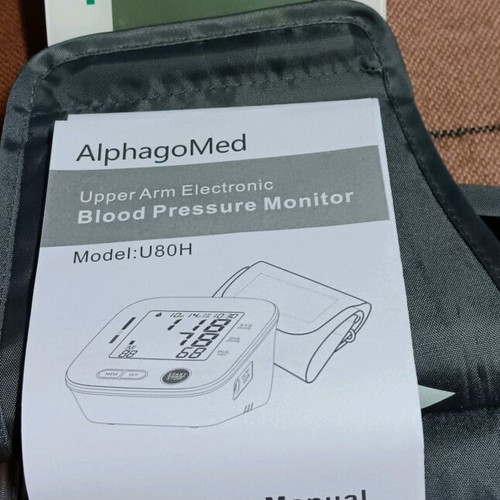 AlphagoMed U80H Blood Pressure Monitor new without batteries