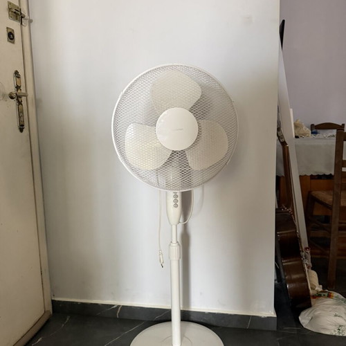 Sandstrom fan, like new