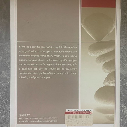 Management book by Schermerhorn like new, English edition