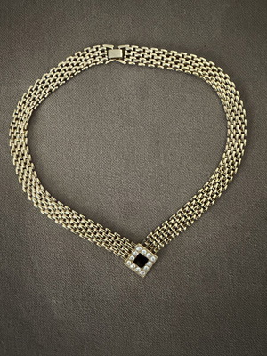 Necklace like new