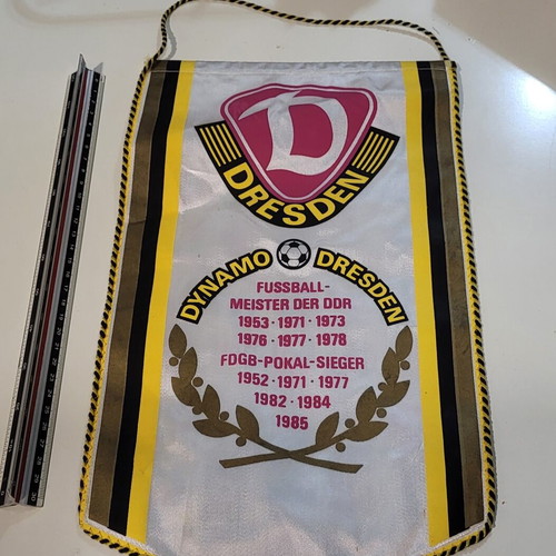 Dynamo Dresden pennant used, authentic, 1980s/90s
