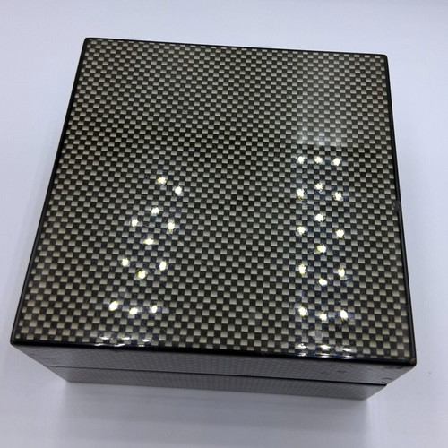 Cigar accessory set box like new with carbon fiber finish