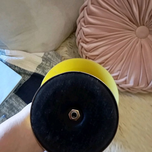 Bronze table lamp like new, yellow, 42 inches tall