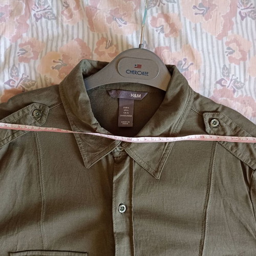 H&M short-sleeve shirt Large, khaki green, 100% cotton, like new
