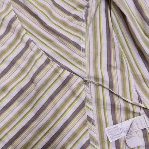 Benetton wrap shirt medium like new, green