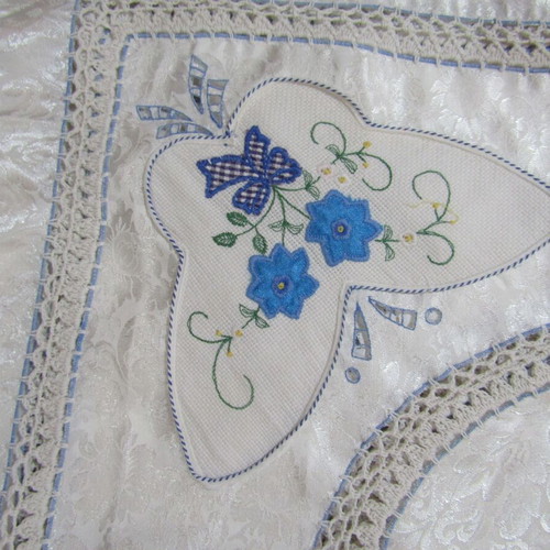 Vintage embroidered tablecloth 80x80 cm satin texture with lace and blue flowers