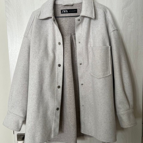 Zara jacket light grey small used, wool texture, oversize fit
