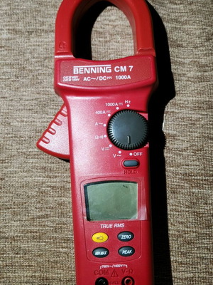 Benning CM 7 1000A Clamp Meter like new