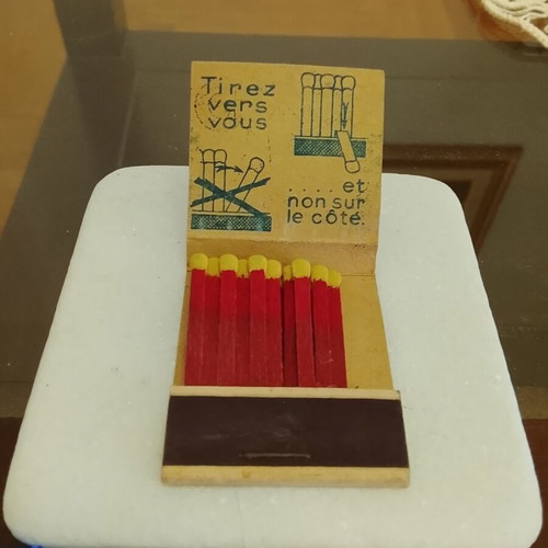 Vintage French Seita Chamois Matchbox with Lithograph like new