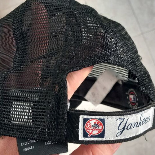 New Era adjustable black and white cap