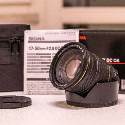 Sigma 17-50mm f/2.8 EX DC OS HSM lens for Nikon DX like new