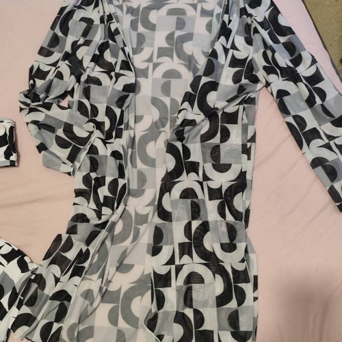 Bikini set with pareo XL like new, black and white