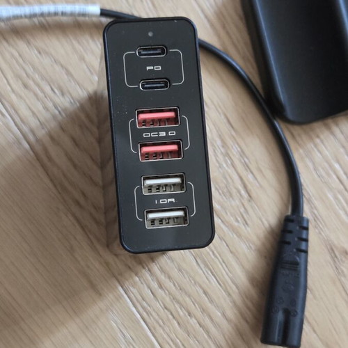 Blitzwolf BW-S16 Charging Station 75W Dual PD3.0 Dual QC3.0 6 USB Ports used