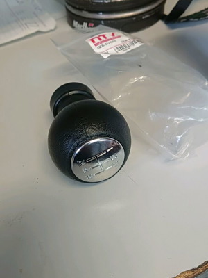 Suzuki Swift gear knob new