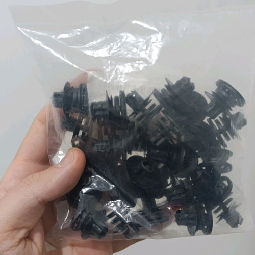 Smart plastic clips new