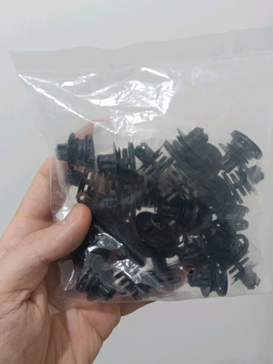 Smart plastic clips new