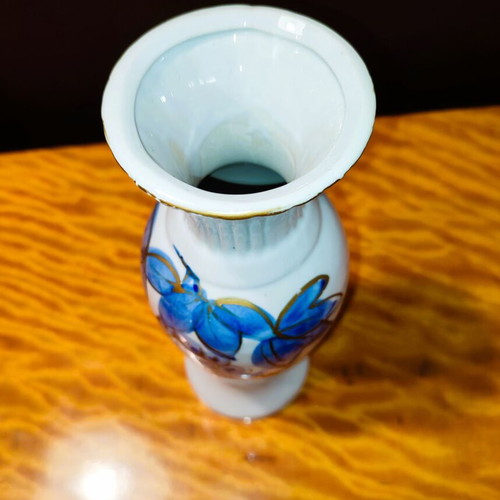 Decorative porcelain vase used 22cm with blue flowers and gold lines