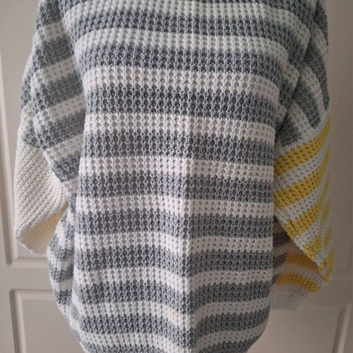 Lucifair women's three-color knitted sweater with stripes like new