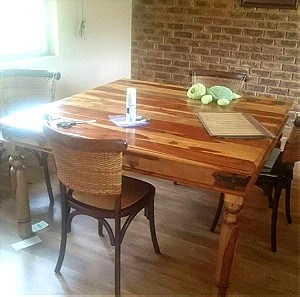 Mangowood Dining table