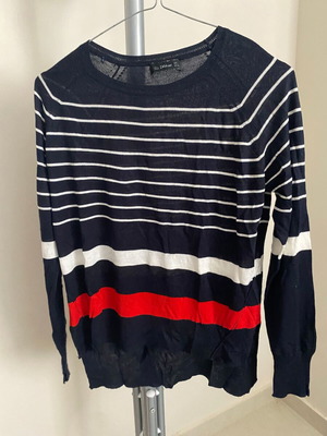 Striped Fine Knit Jumper Zara Knit Small like new, navy with white and red