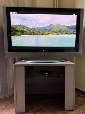 LG 42" Plasma TV used with 80 GB hard drive and digital decoder