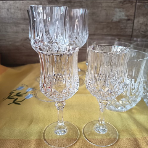 Vintage crystal glass set of 24 in excellent condition